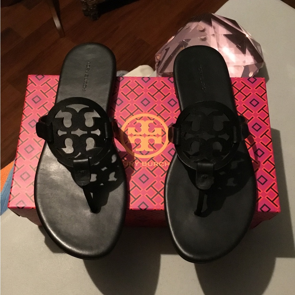 TORY BURCH MILLER SOFT CALF LEATHER/PERFECT BLACK TRUE SIZE 10 SANDALS W/BOX